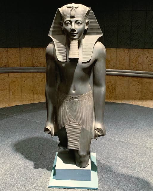 Statue of Thutmose III