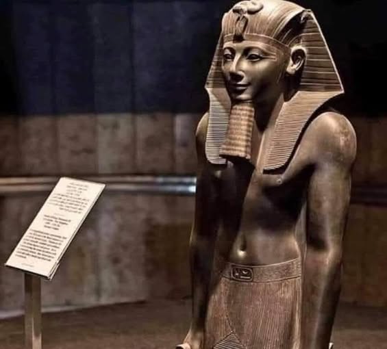 Statue of Thutmose III