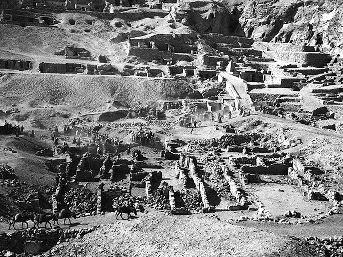 Historic excavation of Deir el-Medina workers village