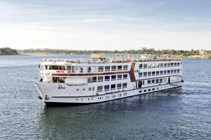 Luxury Nile cruise for an Egypt travel package