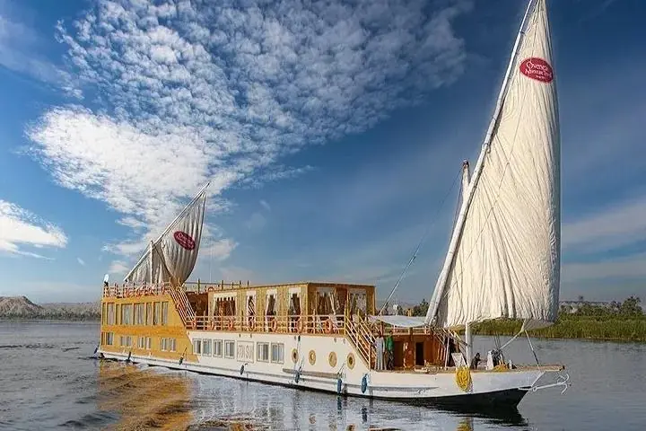 Nile cruise included in Egypt tour packages